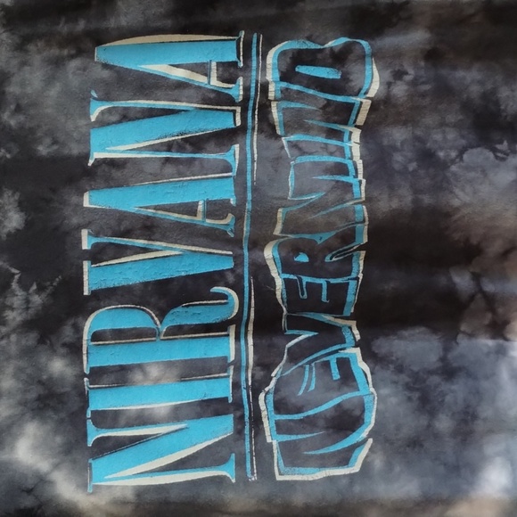 Hot Topic Nirvana Vintage Style Graphic Tee Unisex Medium - Picture 2 of 4